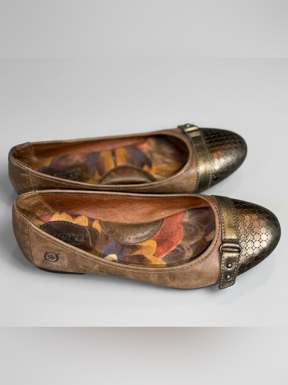 Born Brown Leather Ballet Flats Brown metallic bronze toe cap Comfort Women’s 5M